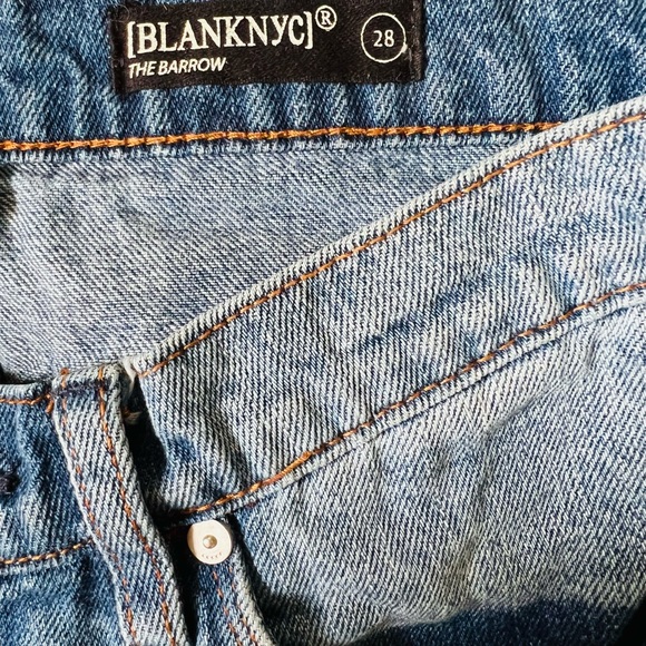 BlankNYC Vintage High Rise Light Wash Distressed Cut Off Denim Shorts - Picture 6 of 9